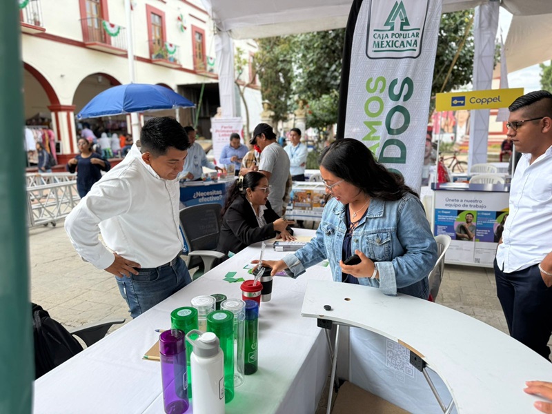 Secretaría del Trabajo realiza Feria Primavera Laboral en Miahuatlán, capital comercial de la Sierra Sur-5