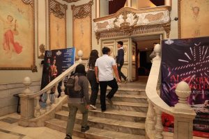 Con éxito total, Gobierno de Oaxaca proyecta “Frankenstein” de Guillermo del Toro en el teatro Macedonio Alcalá (1)