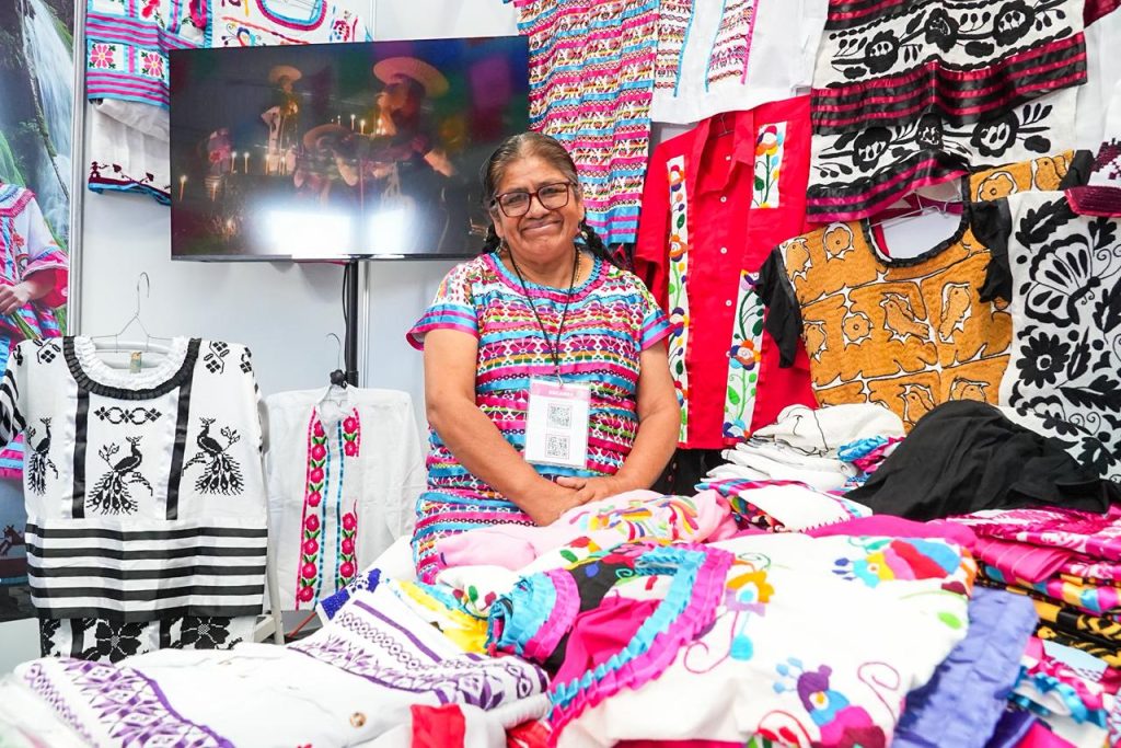 Oaxaca se posiciona en el mercado turístico durante el Tianguis Nacional de Pueblos Mágicos 2025 (3)