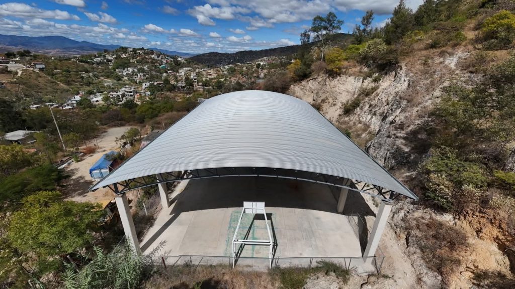 1.Entrega SIC techado en cancha de la agencia Guadalupe Victoria