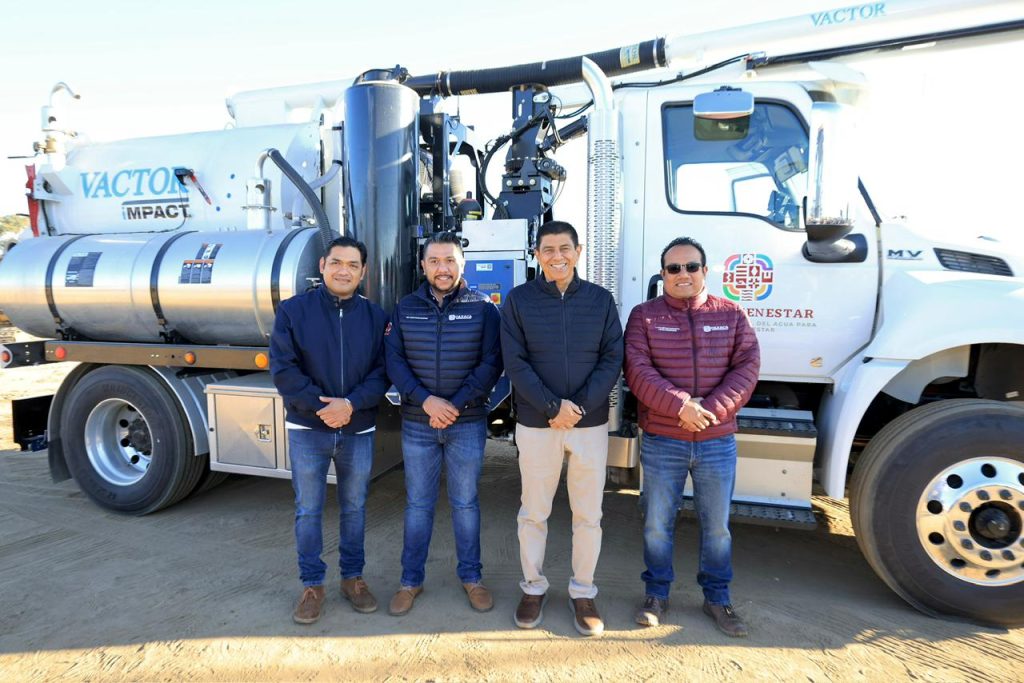 080226 FOTO Inaugura Salomón Jara pozo profundo de agua potable con lo que aumenta suministro para la Zona Metropolitana de Oaxaca-4