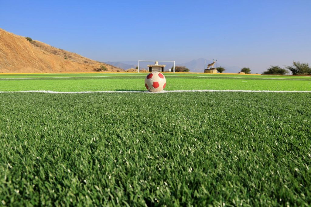 120226 FOTO 3 Salomón Jara cumple y entrega primera etapa del Multideportivo de Ayoquezco de Aldama