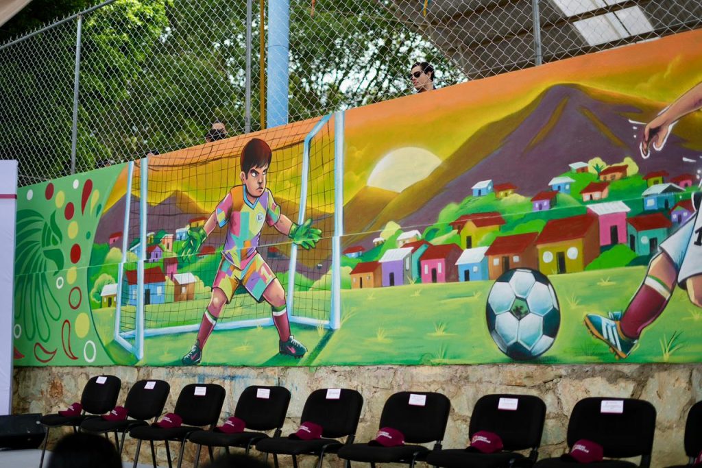 Encabeza Salomón Jara Mega Tequio por la Tierra y Murales Mundialistas en Santa Rosa Panzacola (3)