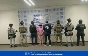 FOTO RECTANGULAR DETENIDOS - 1