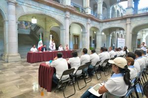 Recibe Gobierno de Oaxaca pliego petitorio del sindicato de salud en la entidad